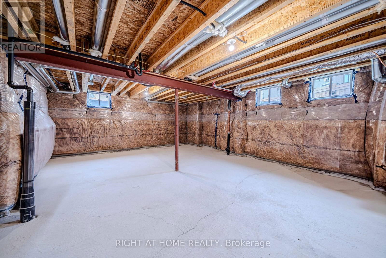 51 DORIAN DRIVE Image 45