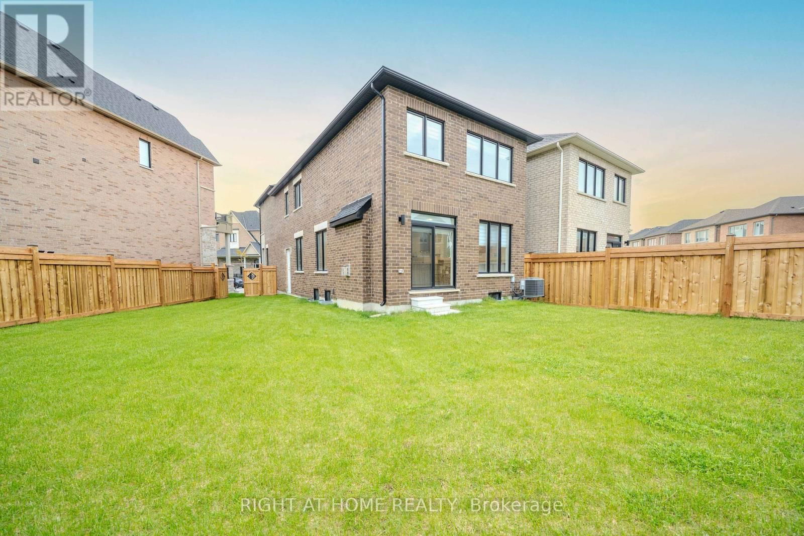 51 DORIAN DRIVE Image 47