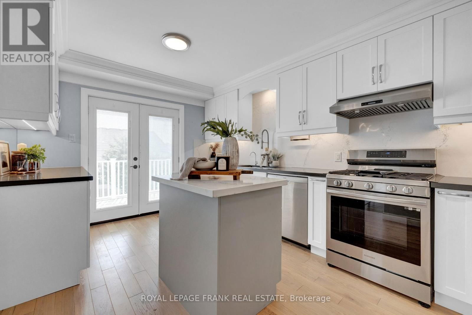 120 BONNYCASTLE DRIVE Image 10