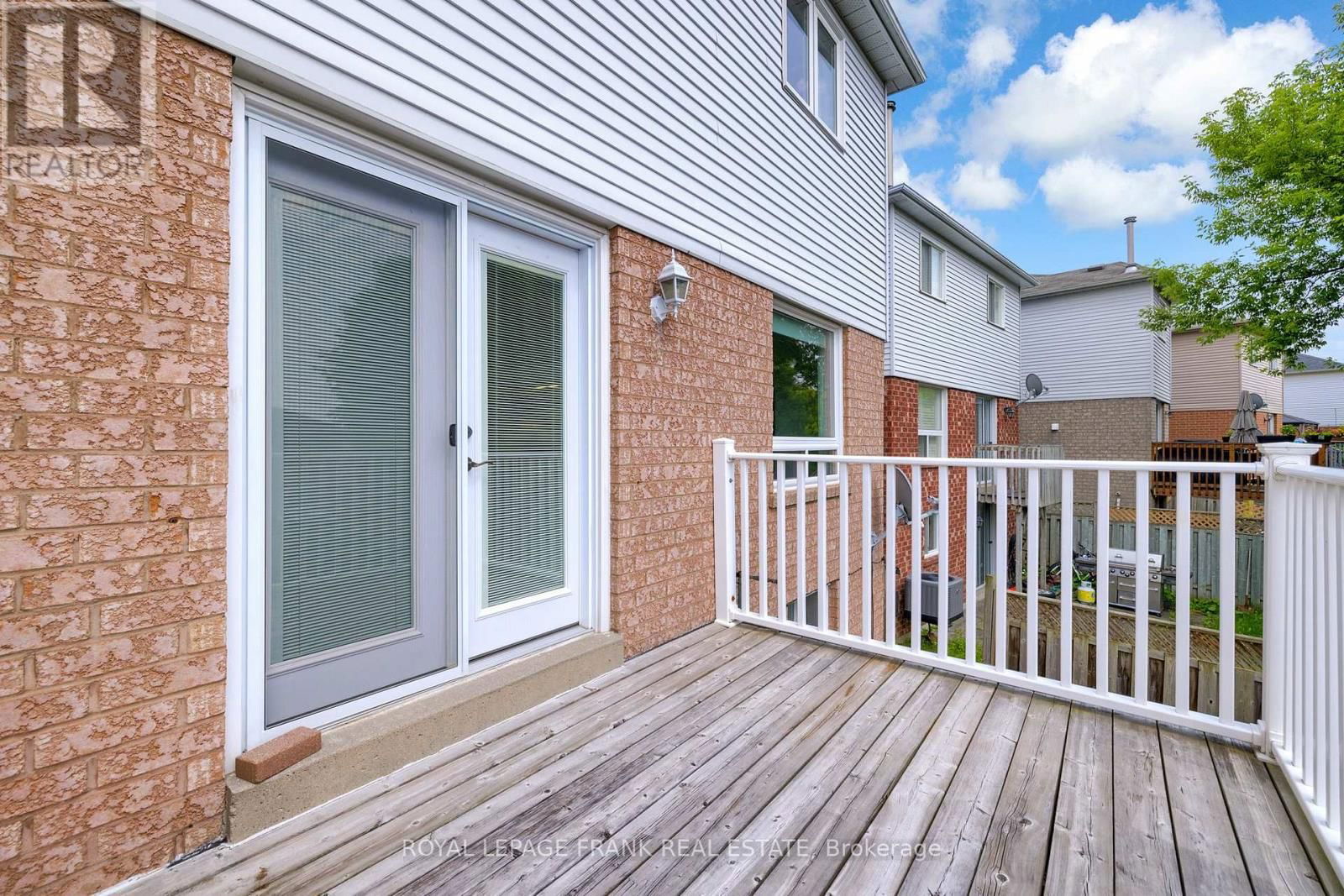 120 BONNYCASTLE DRIVE Image 12