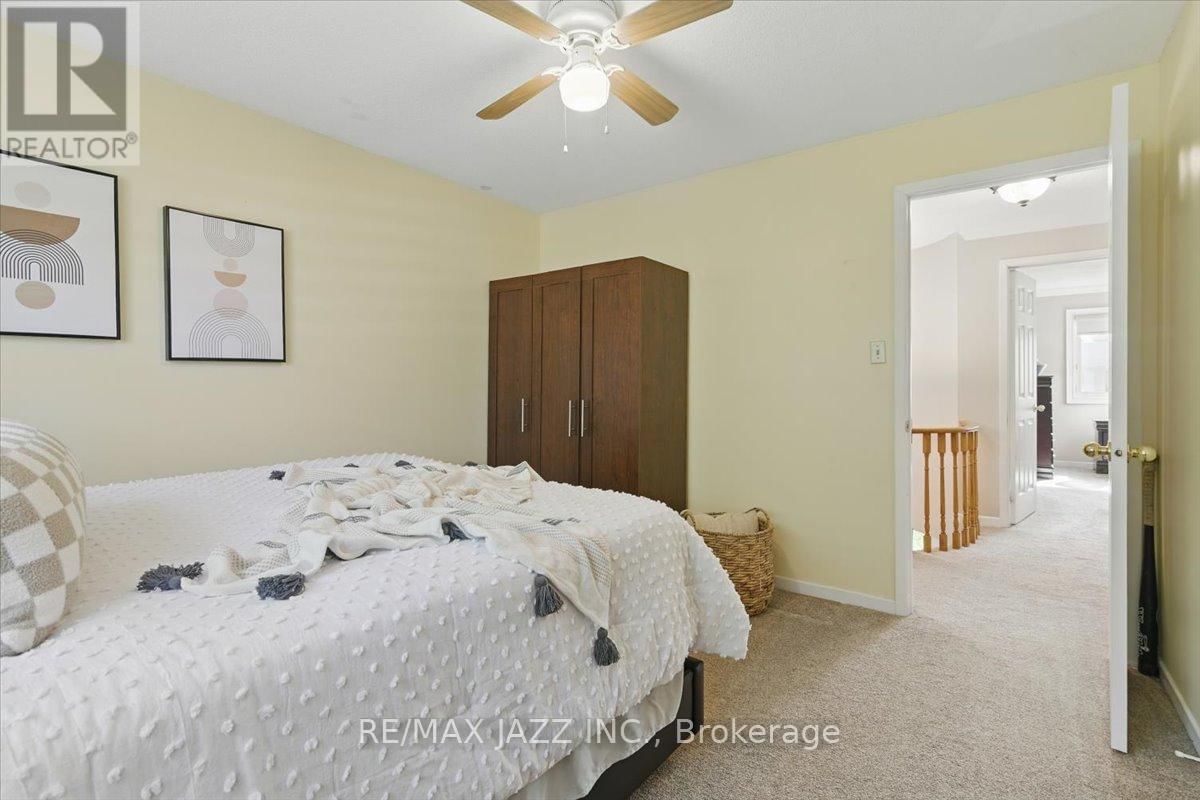 653 COWAN CIRCLE Image 19