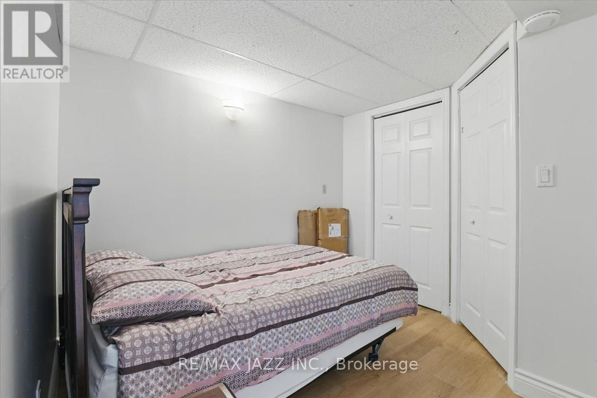 653 COWAN CIRCLE Image 33