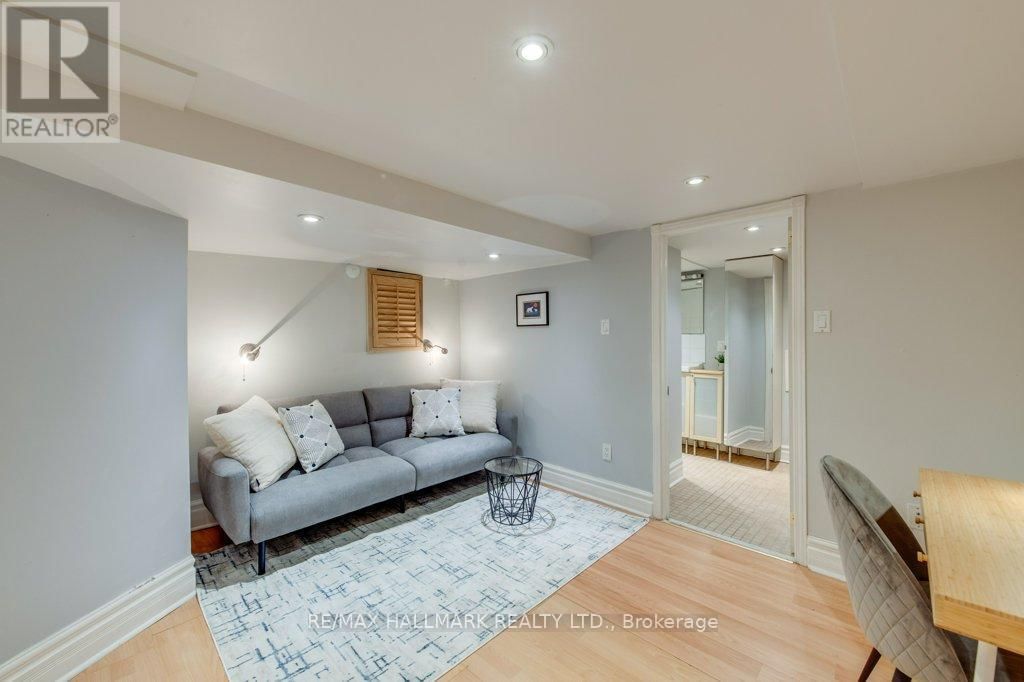 15 SEYMOUR AVENUE Image 17