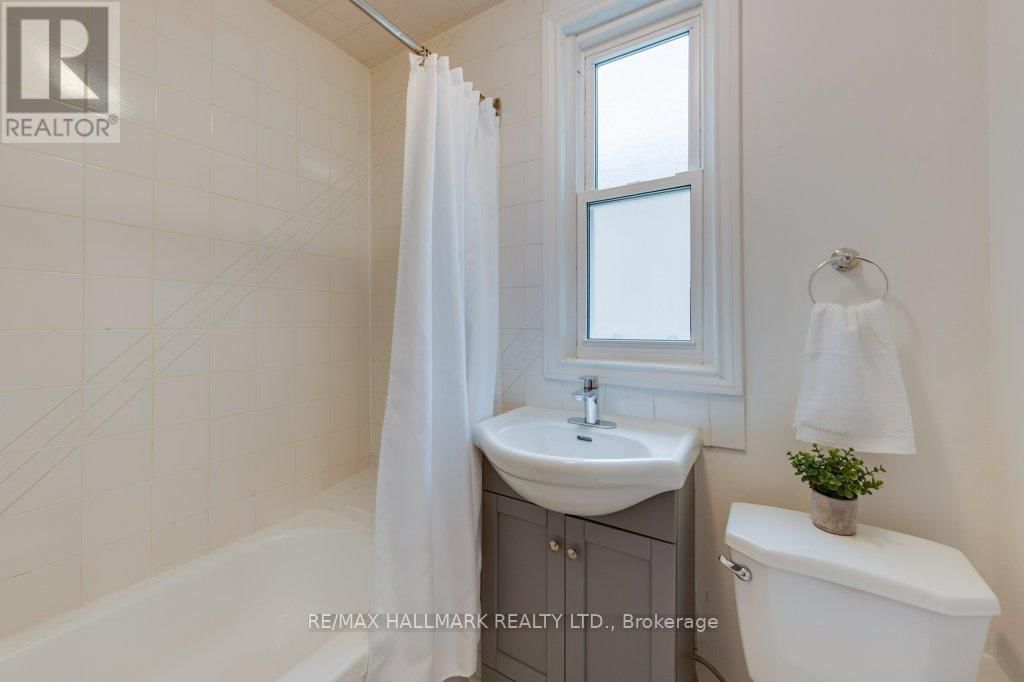 15 SEYMOUR AVENUE Image 29