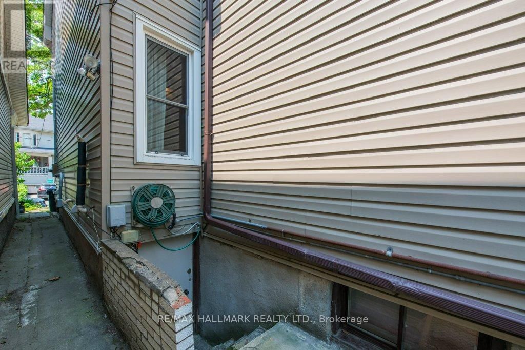 15 SEYMOUR AVENUE Image 49