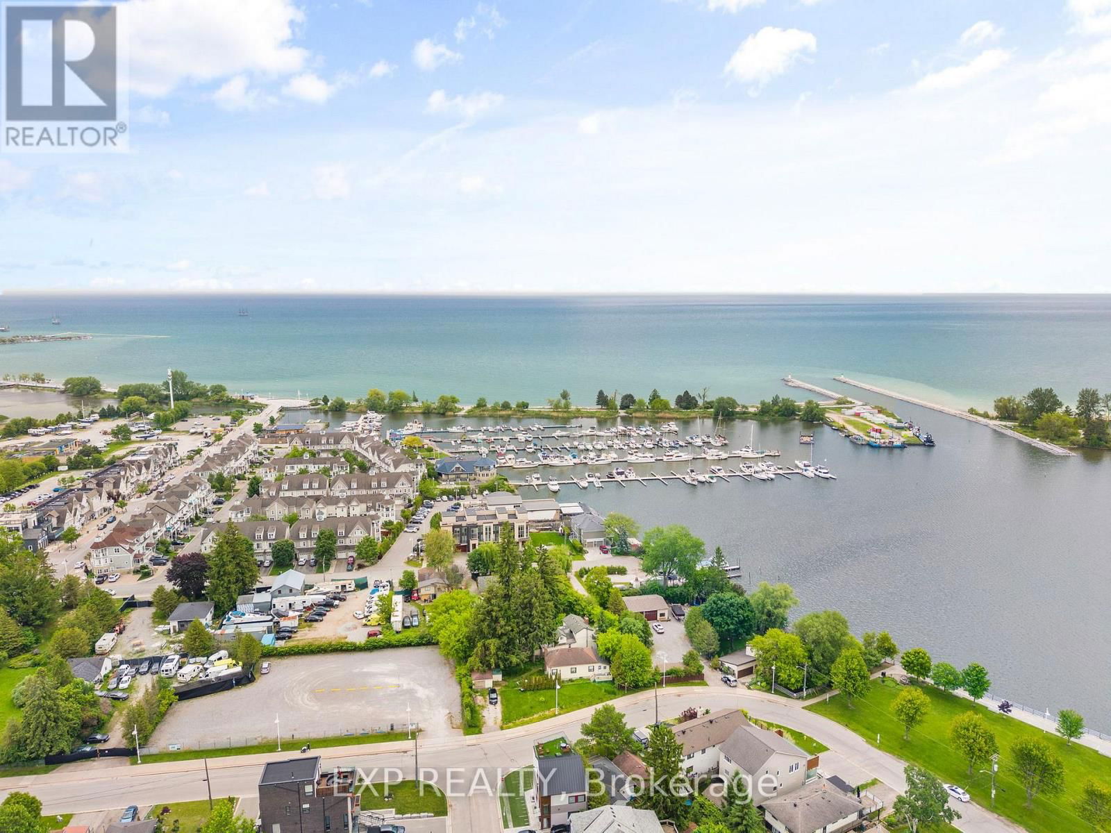 30 - 1295 WHARF STREET Image 36