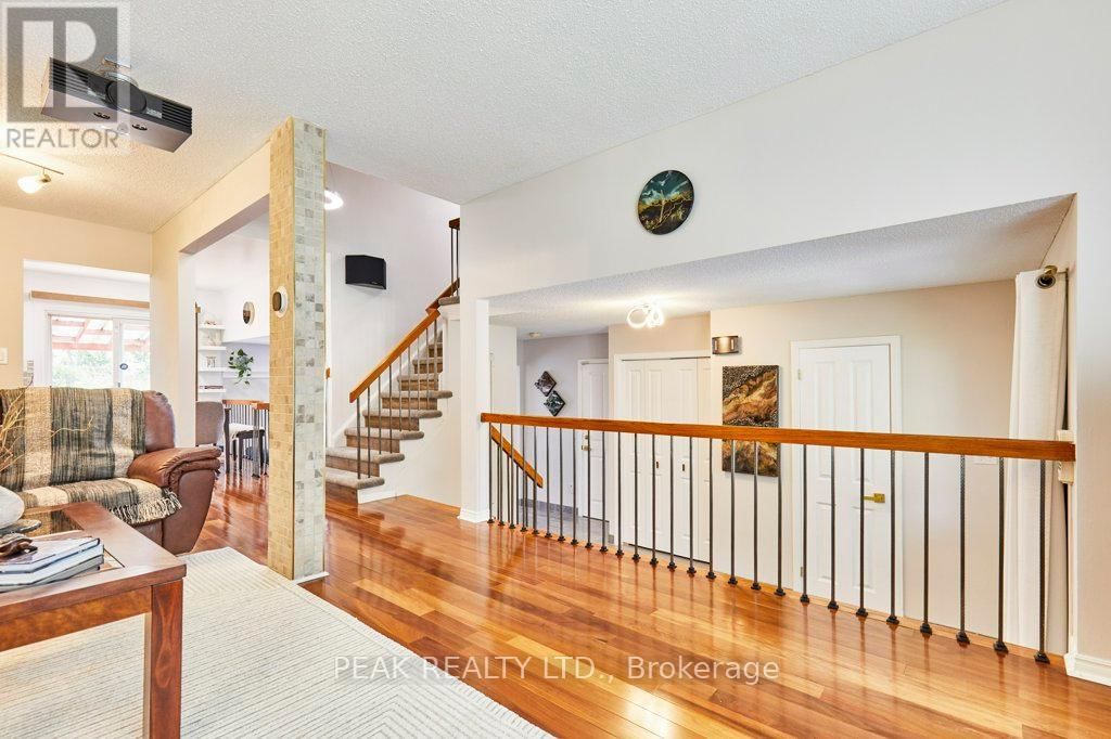 14 MANSFIELD CRESCENT Image 10