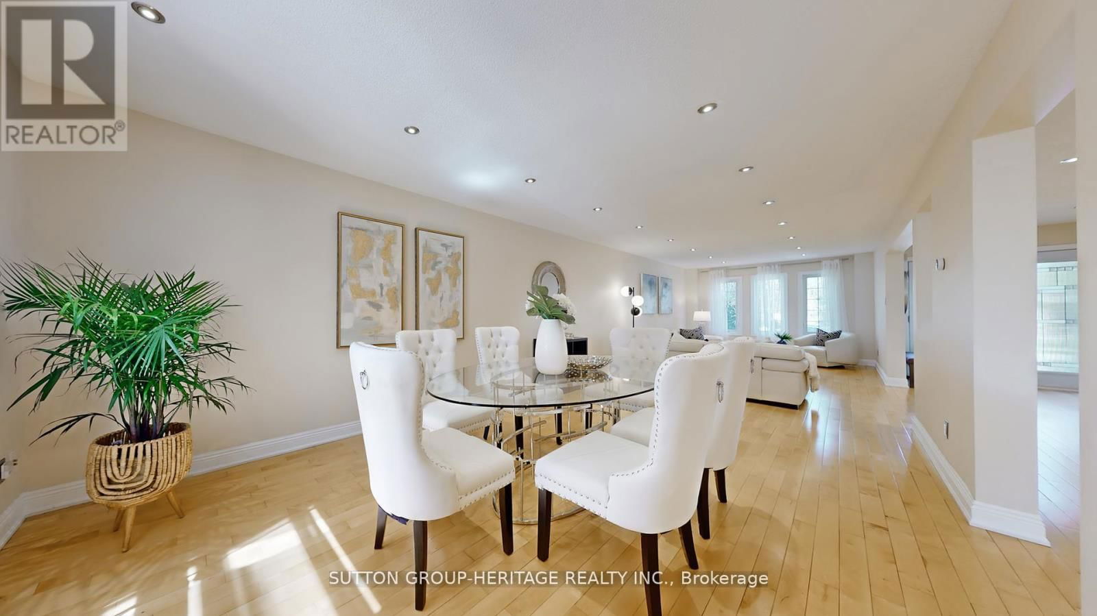 984 RAMBLEBERRY AVENUE Image 16