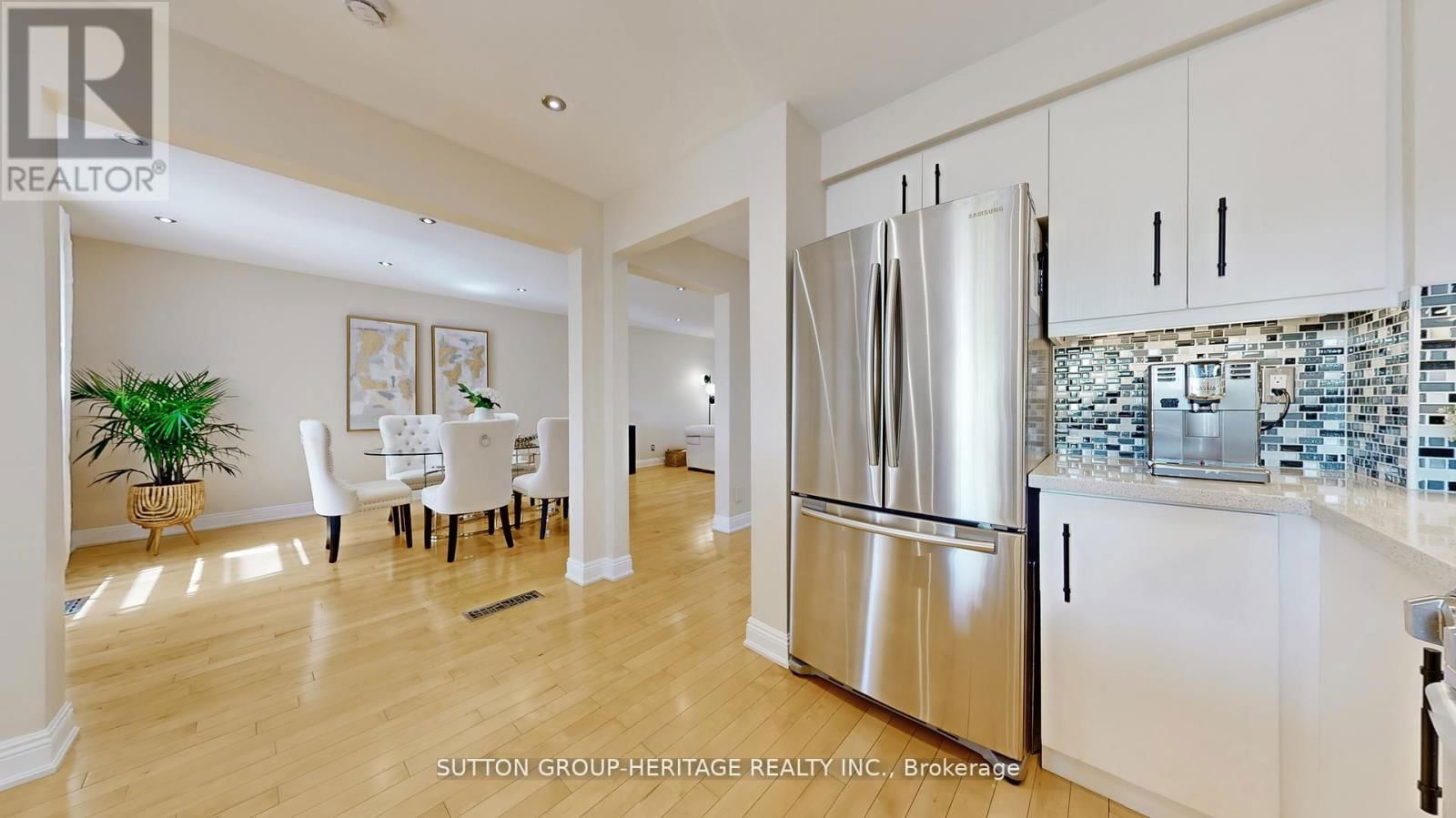 984 RAMBLEBERRY AVENUE Image 19