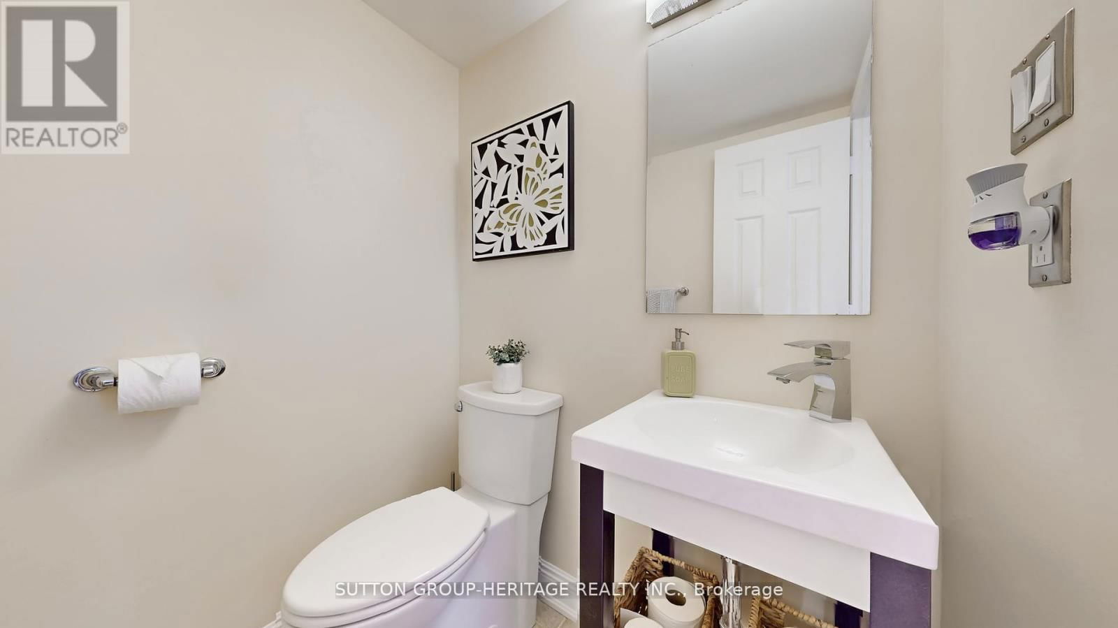 984 RAMBLEBERRY AVENUE Image 24