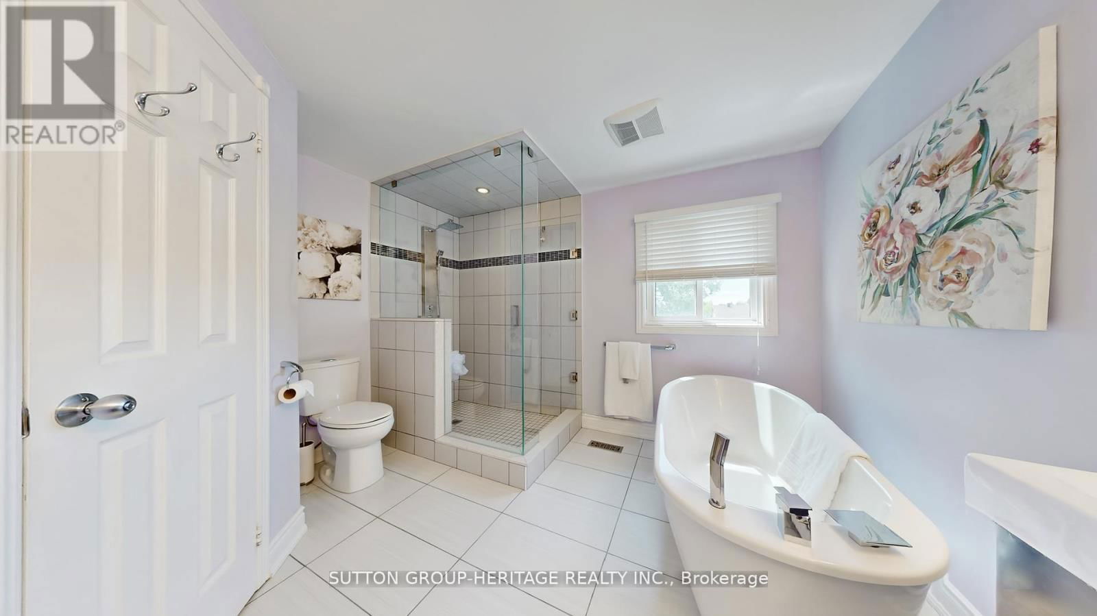 984 RAMBLEBERRY AVENUE Image 31