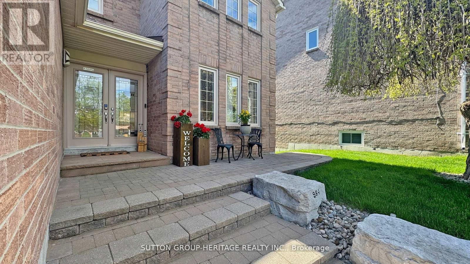 984 RAMBLEBERRY AVENUE Image 4