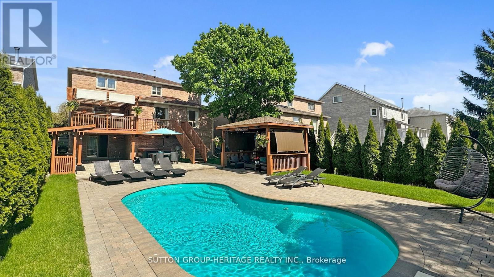984 RAMBLEBERRY AVENUE Image 6