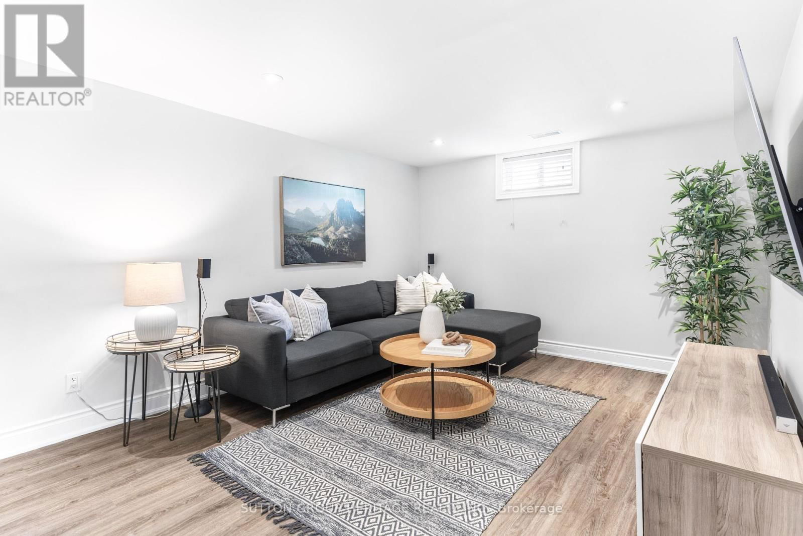 1406 COLMAR AVENUE Image 31