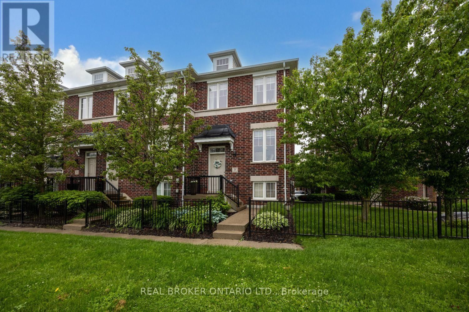9 - 571 LONGWORTH AVENUE Image 1
