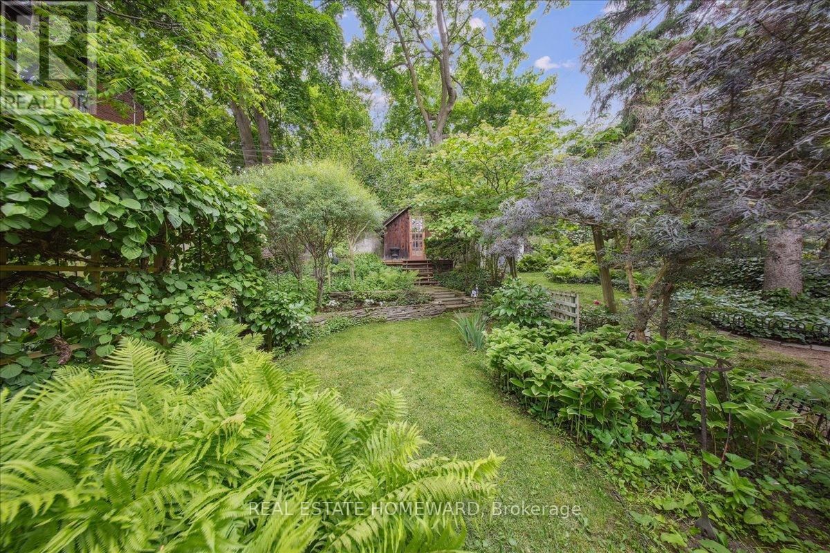 98 SPARKHALL AVENUE Image 15