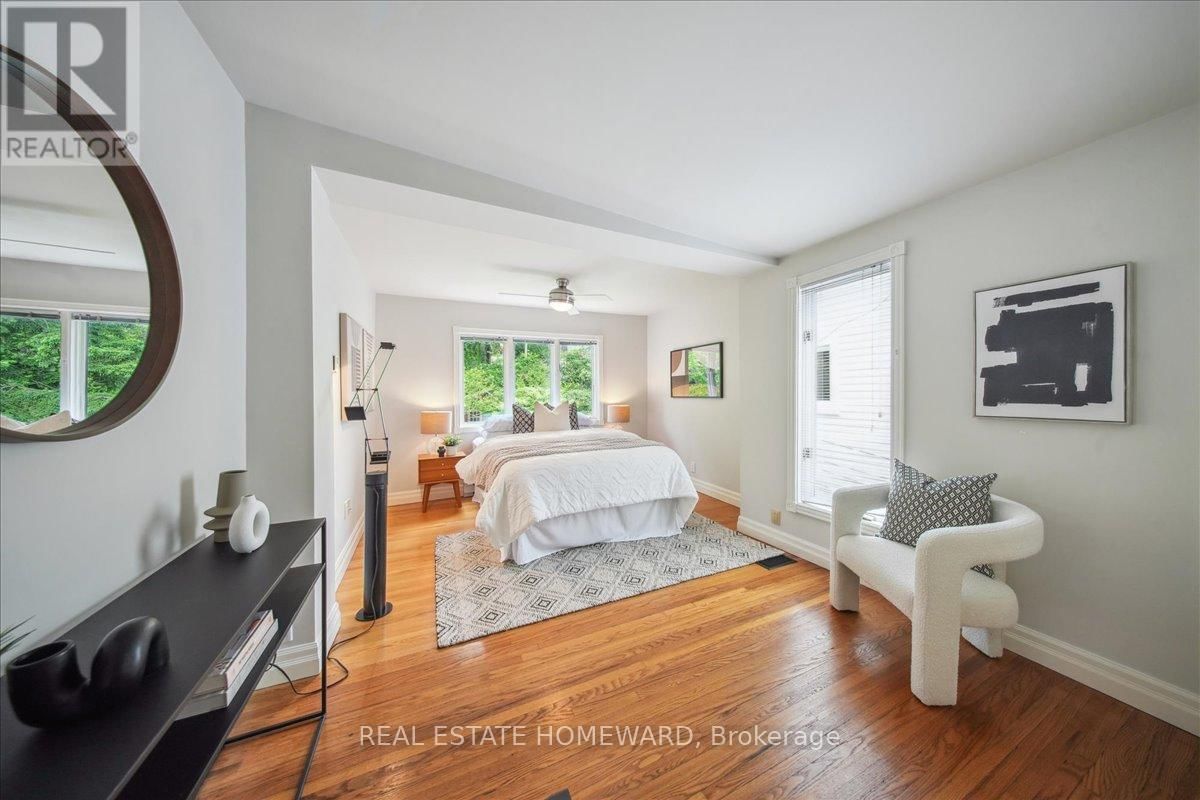 98 SPARKHALL AVENUE Image 16