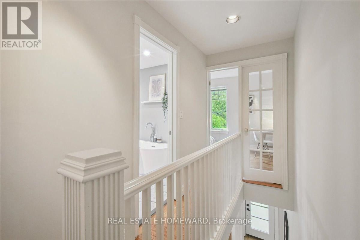 98 SPARKHALL AVENUE Image 20