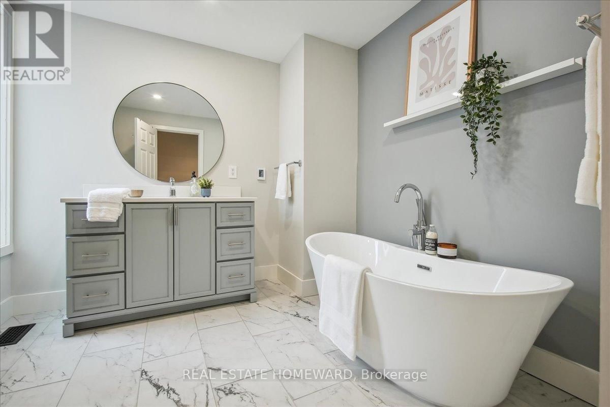 98 SPARKHALL AVENUE Image 28