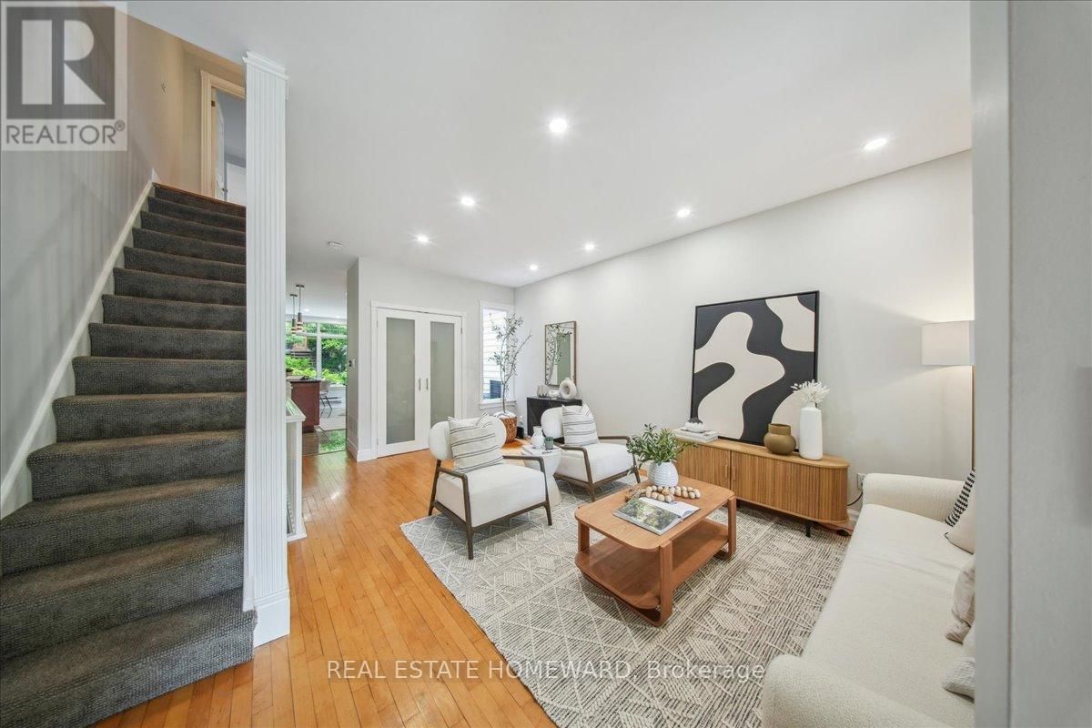 98 SPARKHALL AVENUE Image 4