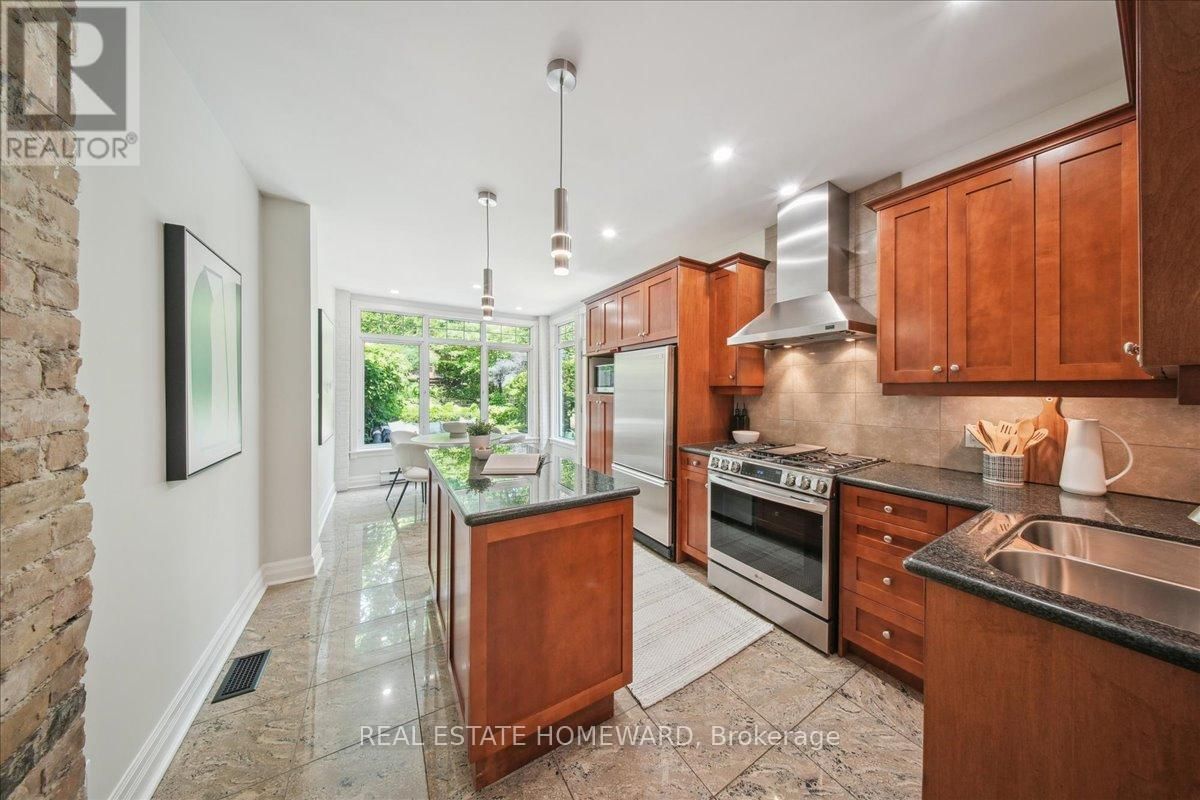 98 SPARKHALL AVENUE Image 8