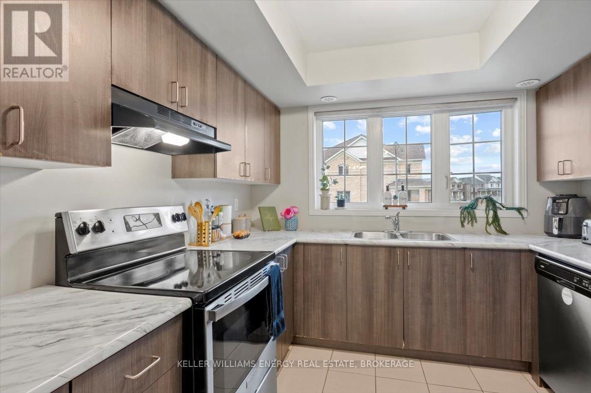 2372 CHEVRON PRINCE PATH Image 10