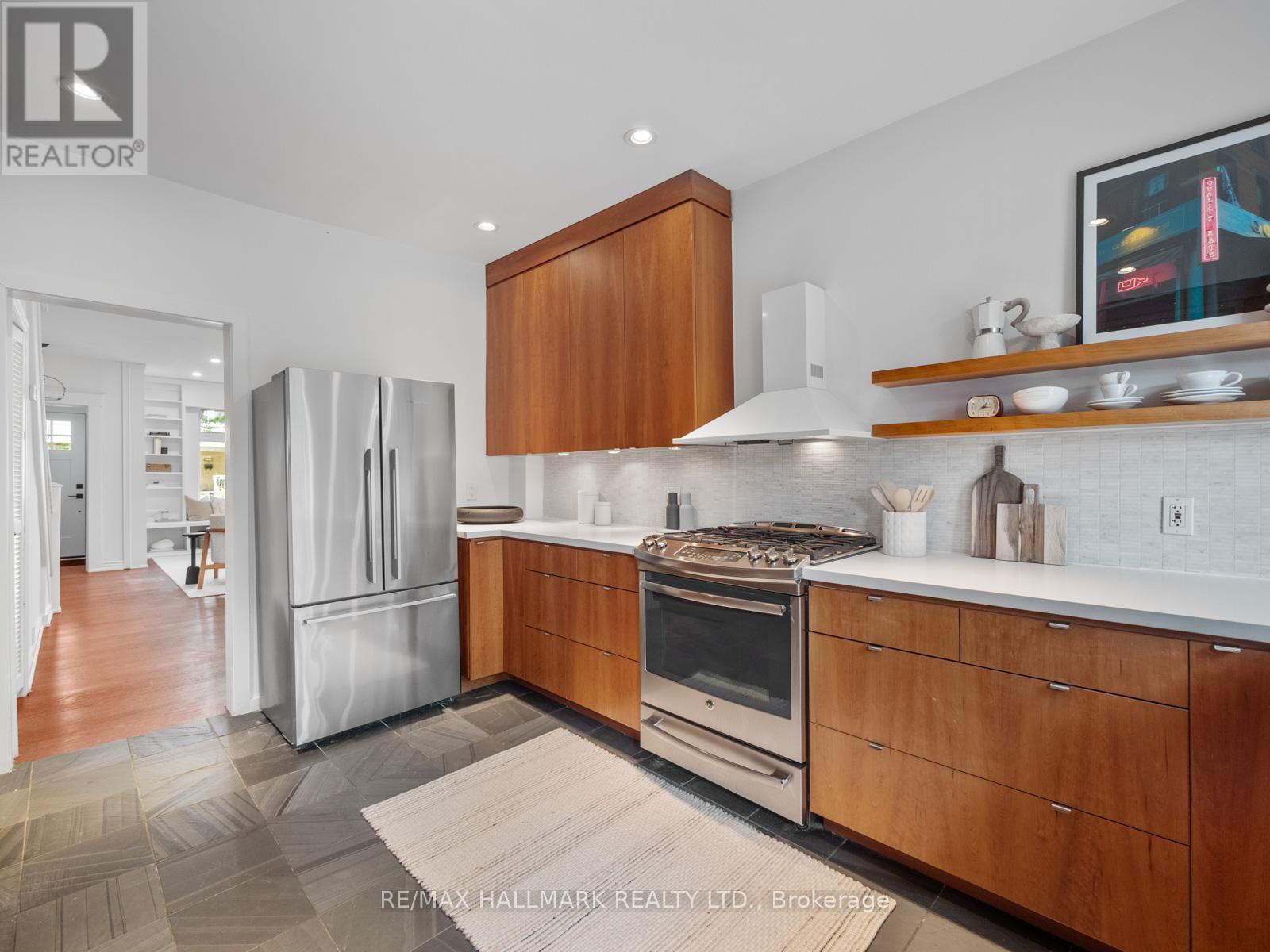 275 WITHROW AVENUE Image 16