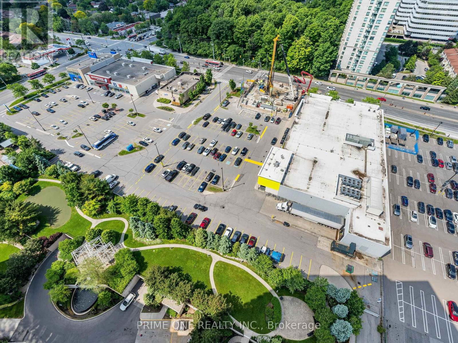 2902 - 88 GRANGEWAY AVENUE Image 42