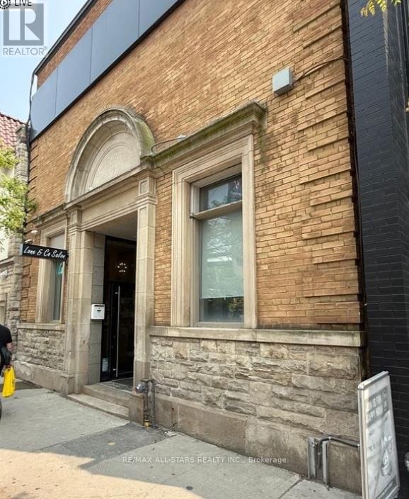 Unit B - 711 QUEEN STREET EAST Image 1