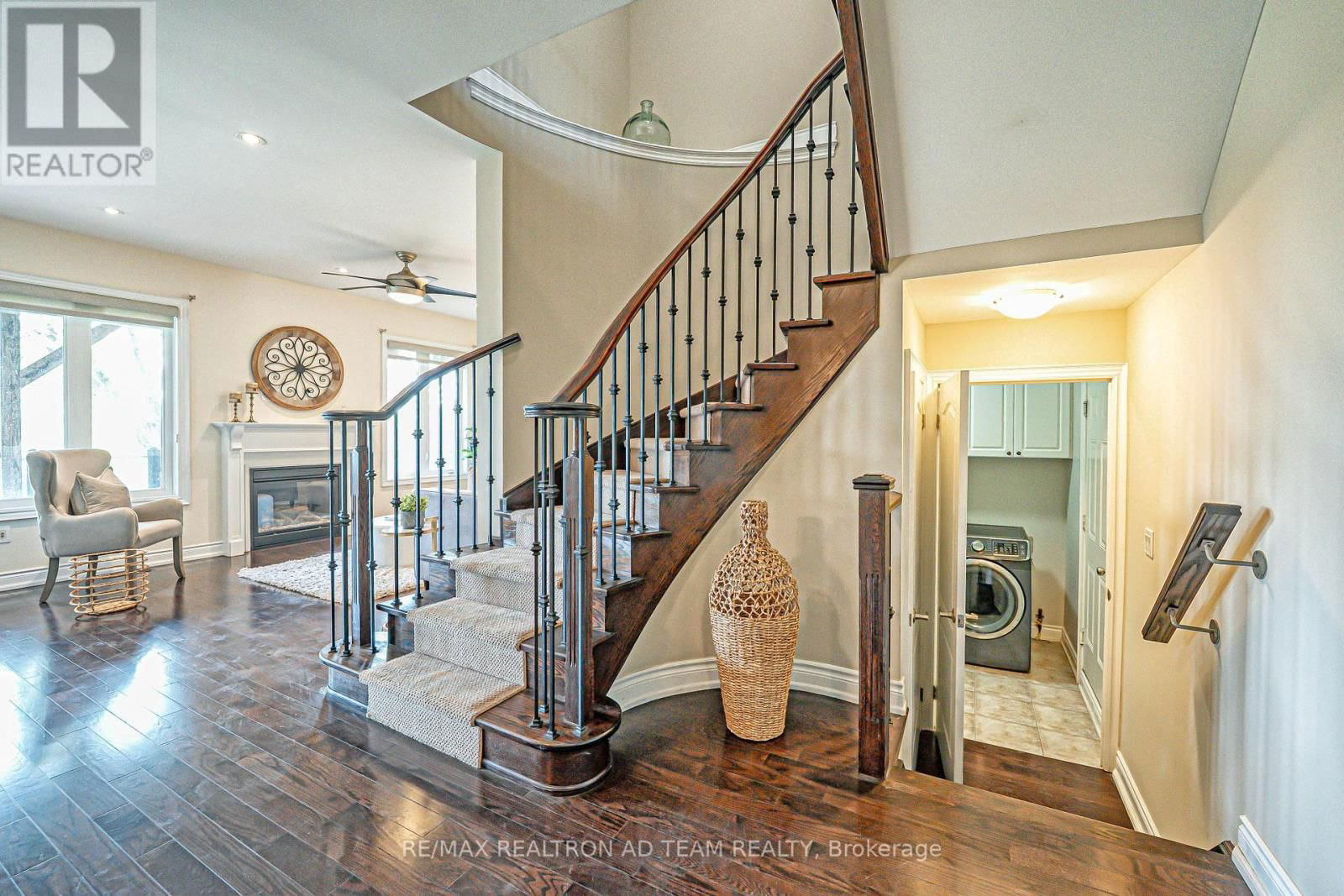 39 BEVERTON CRESCENT Image 18