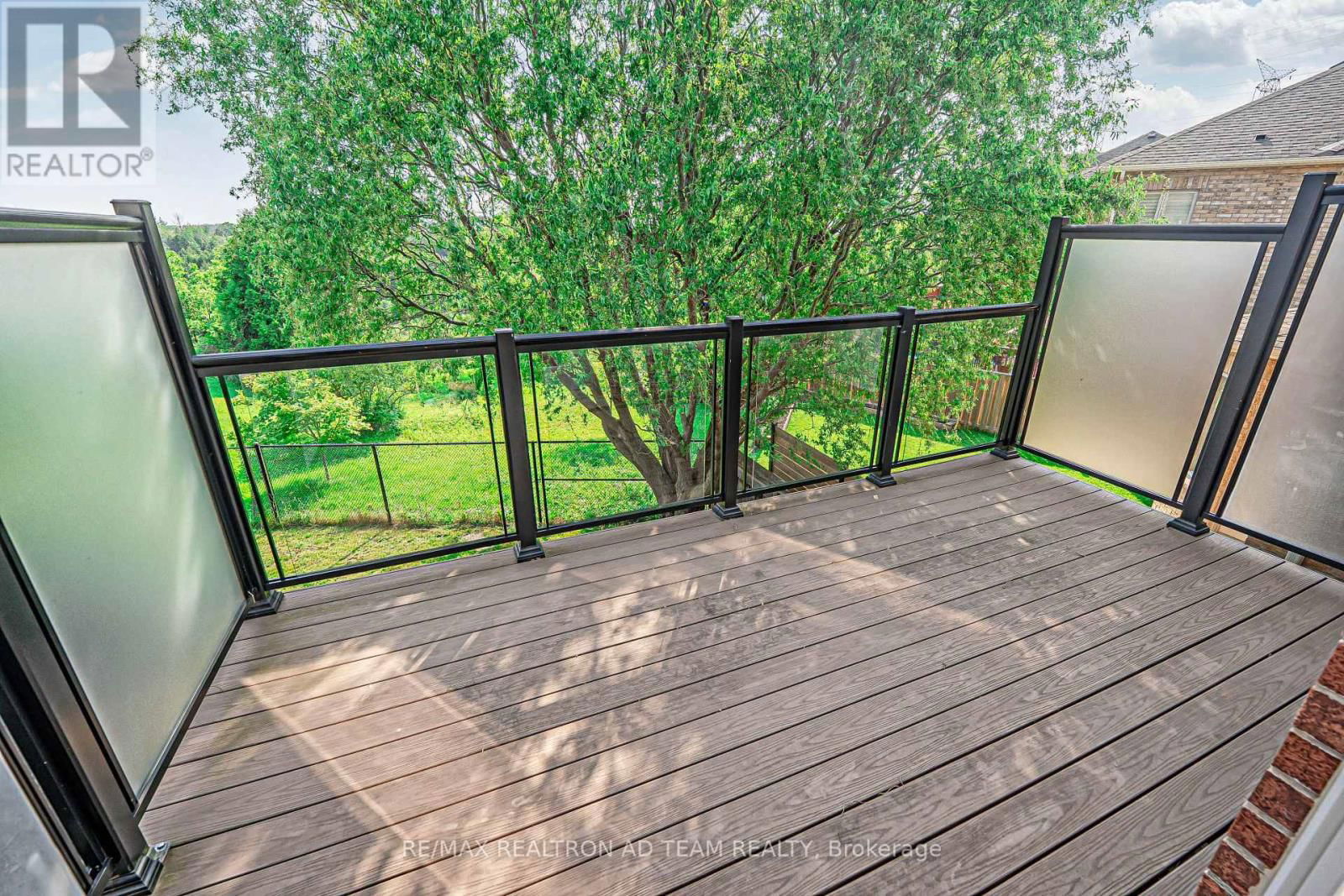 39 BEVERTON CRESCENT Image 22
