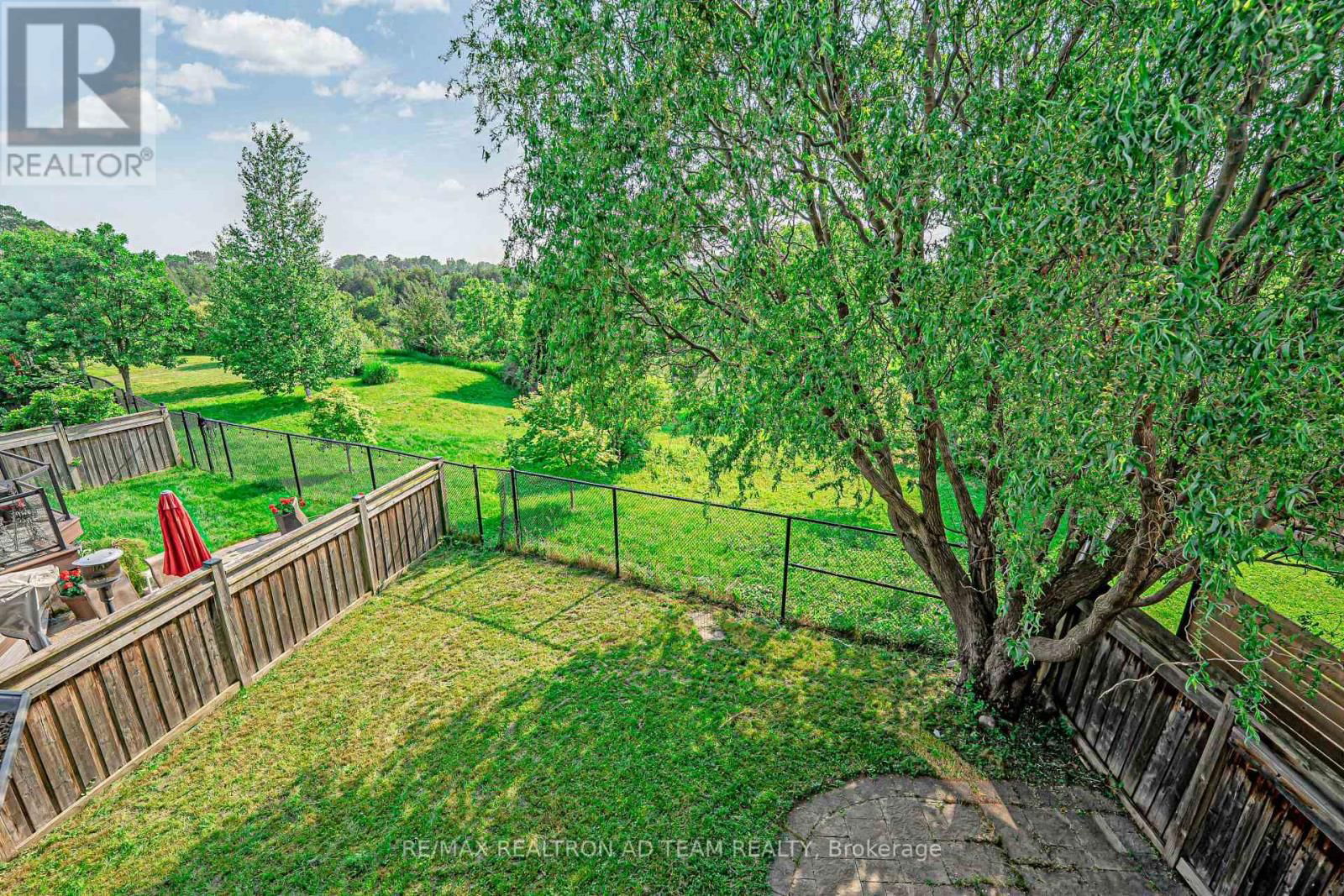 39 BEVERTON CRESCENT Image 23