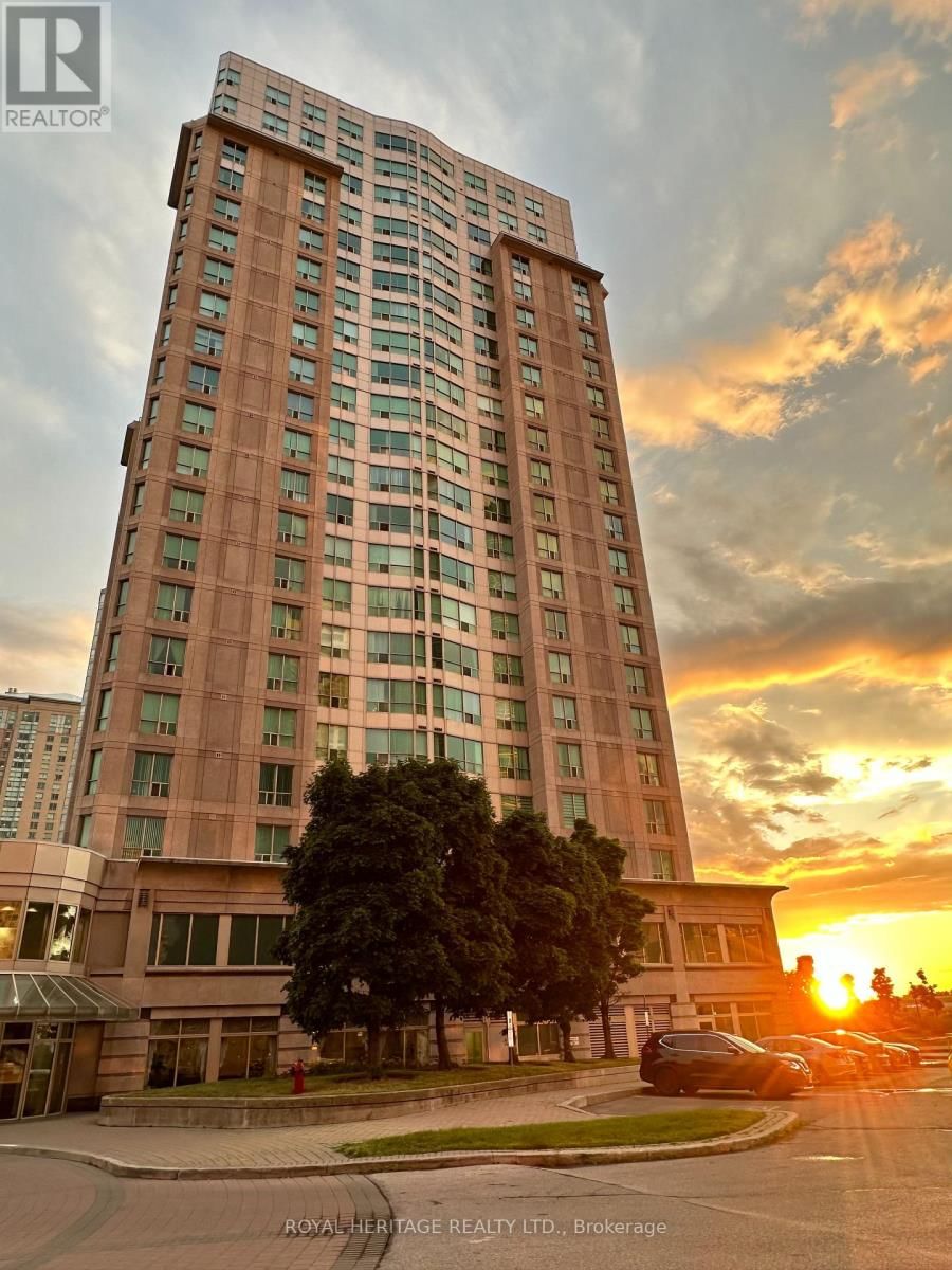2110 - 18 LEE CENTRE DRIVE Image 1