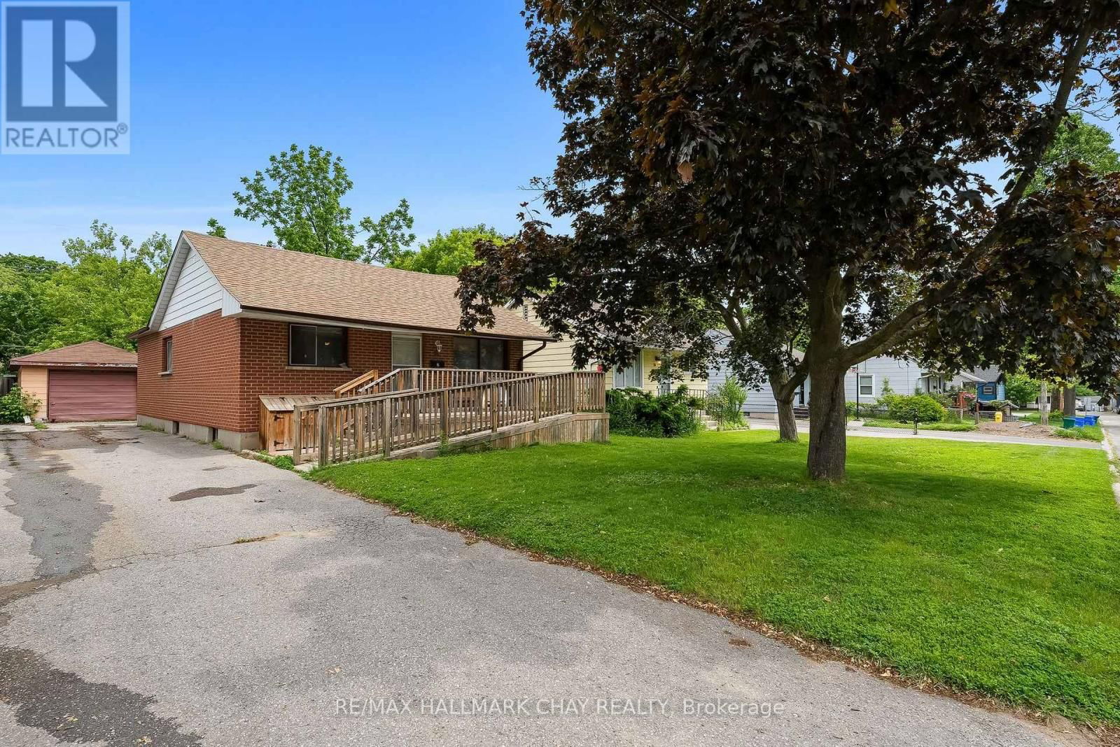 16 ELGIN STREET Image 1