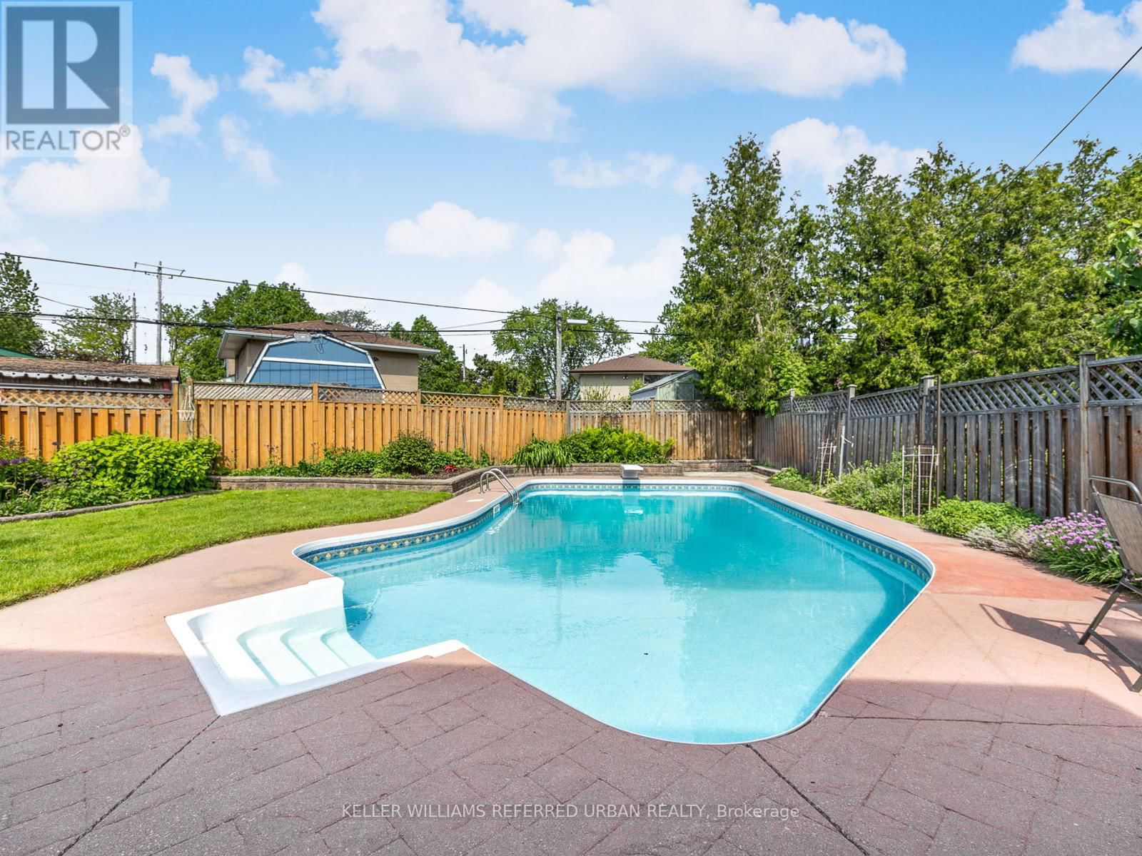 10 FROLICK CRESCENT Image 30