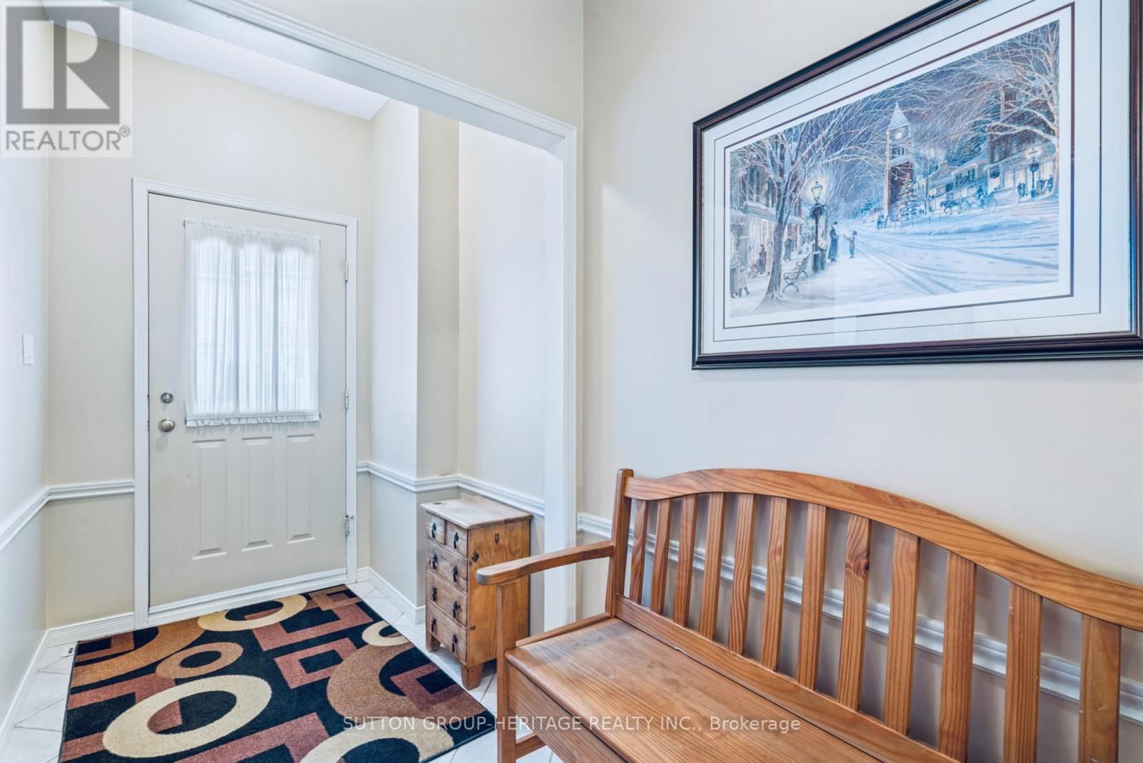 943 GABLEHURST CRESCENT Image 2