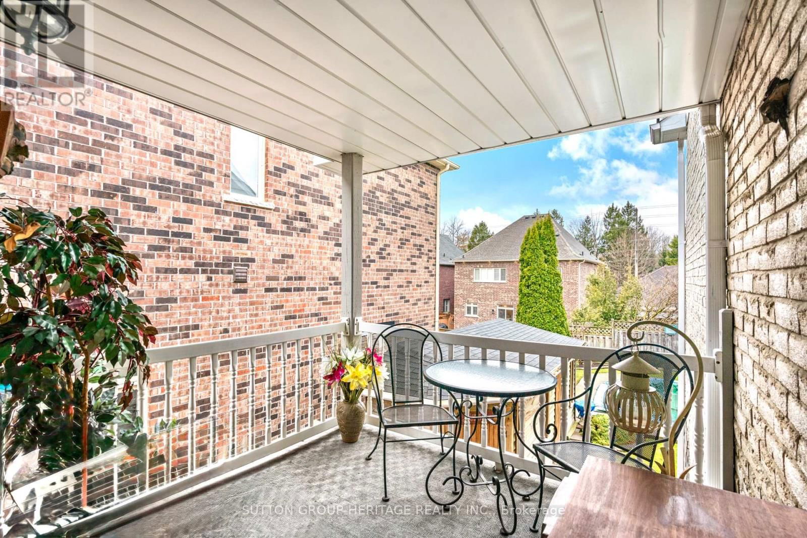 943 GABLEHURST CRESCENT Image 8