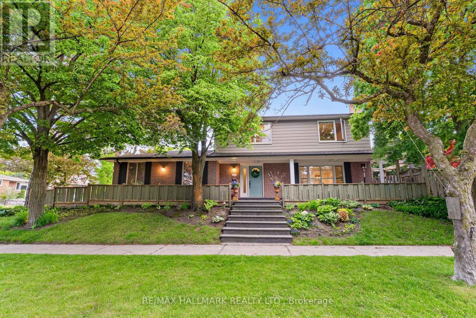 2 WICHEY ROAD Image 1