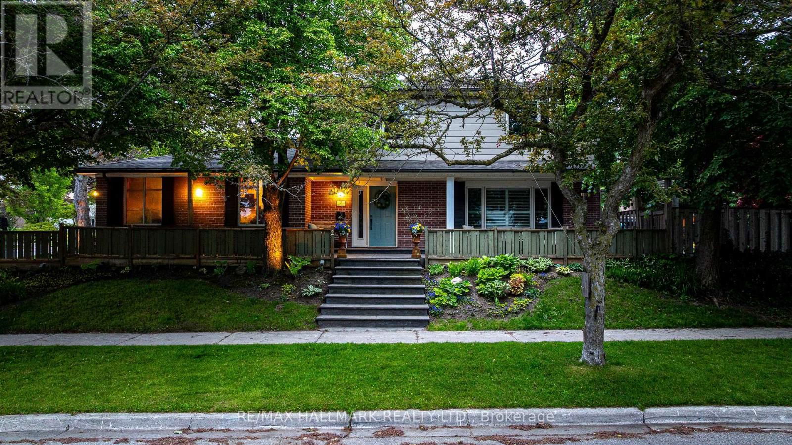 2 WICHEY ROAD Image 36