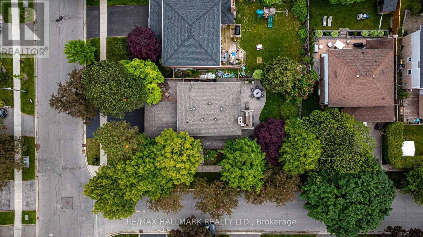 2 WICHEY ROAD Image 37