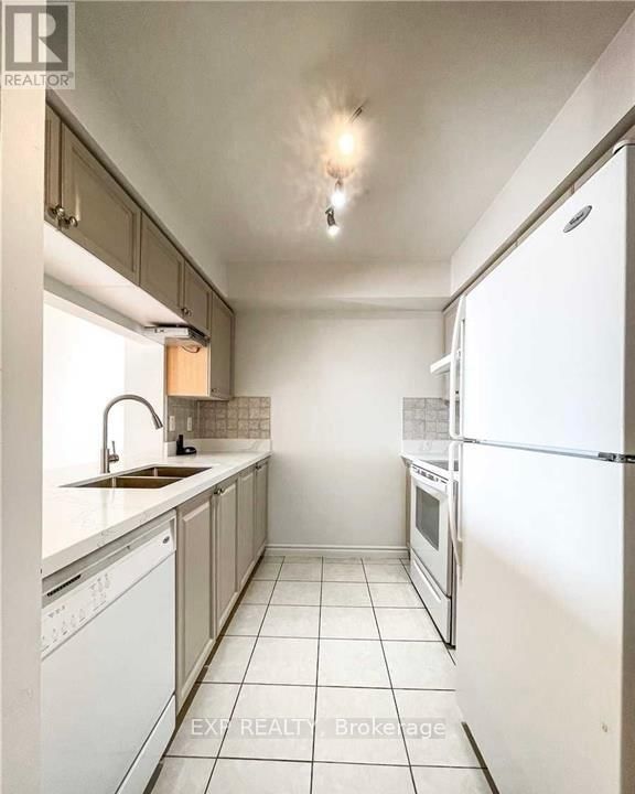 742 - 18 MONDEO DRIVE Image 14