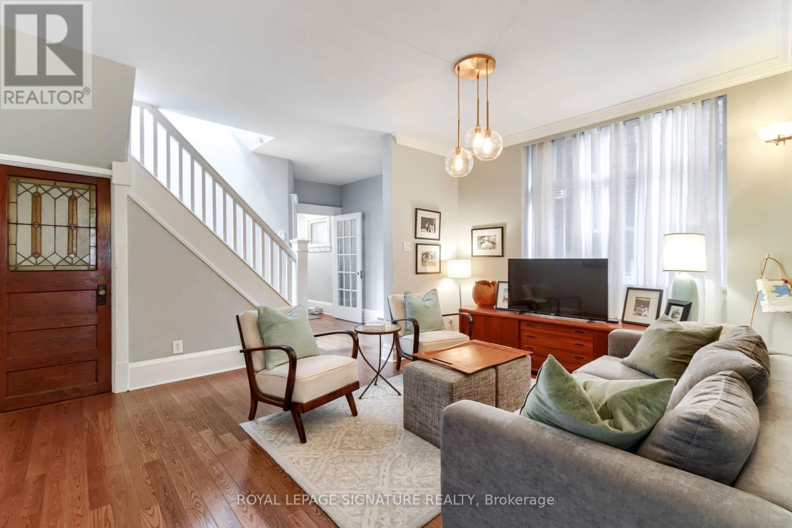 53 BROWNING AVENUE Image 6