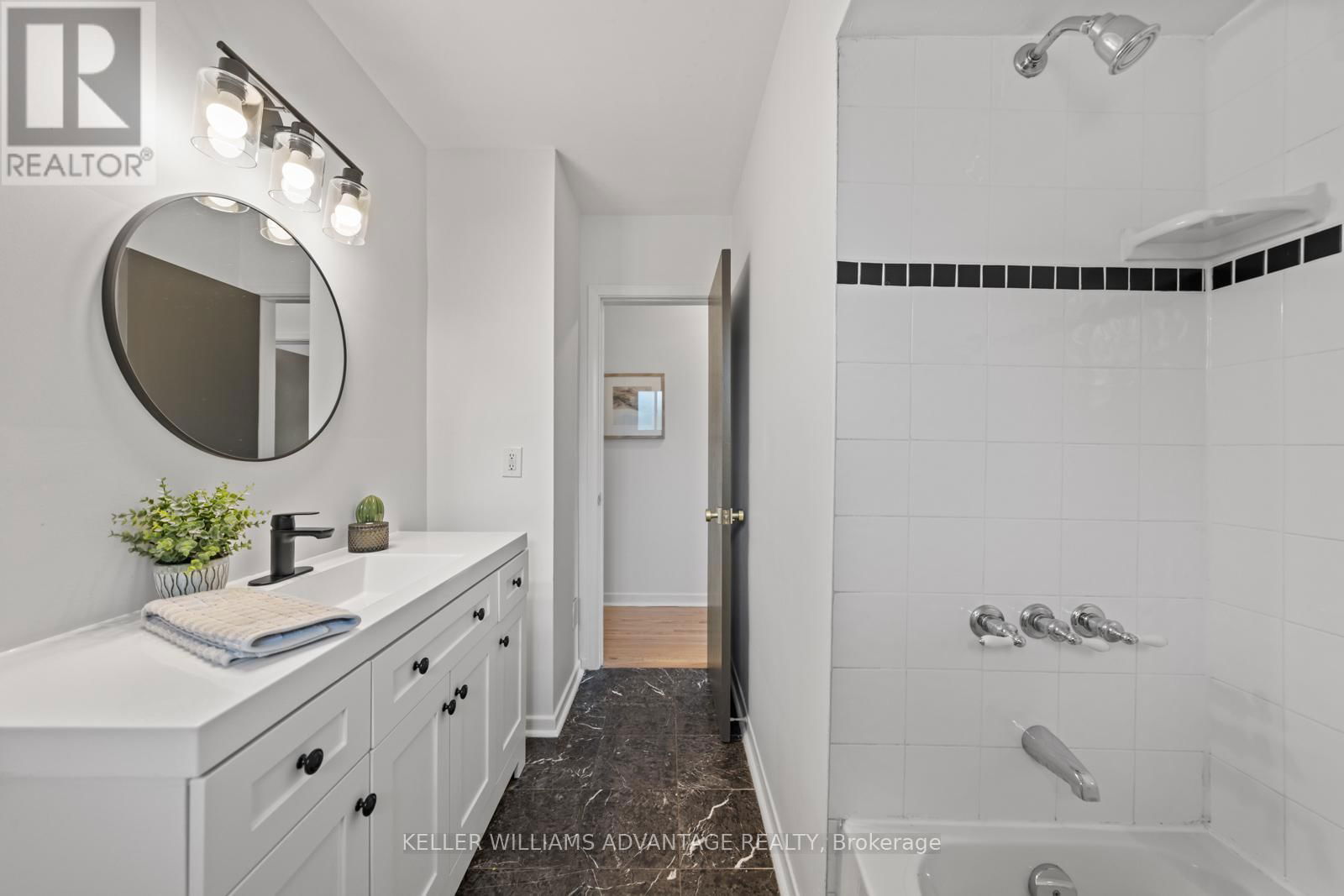 97 GRADWELL DRIVE Image 20