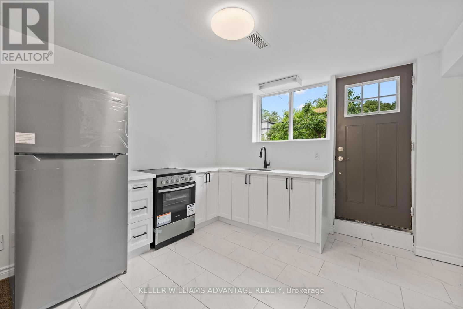 97 GRADWELL DRIVE Image 23