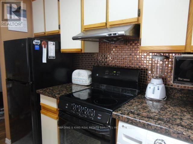 37 CONNAUGHT AVENUE Image 14