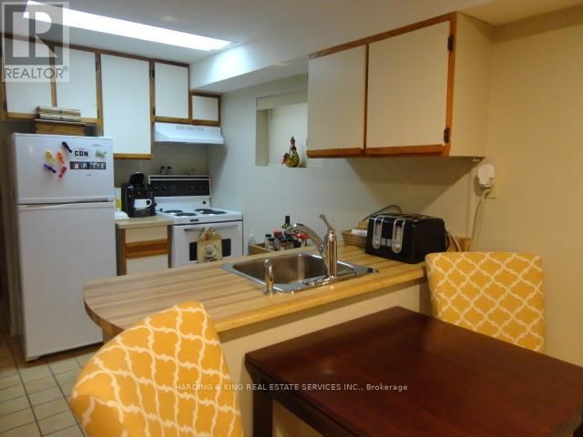 37 CONNAUGHT AVENUE Image 25