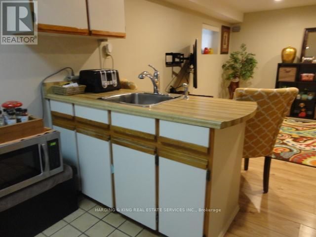 37 CONNAUGHT AVENUE Image 26