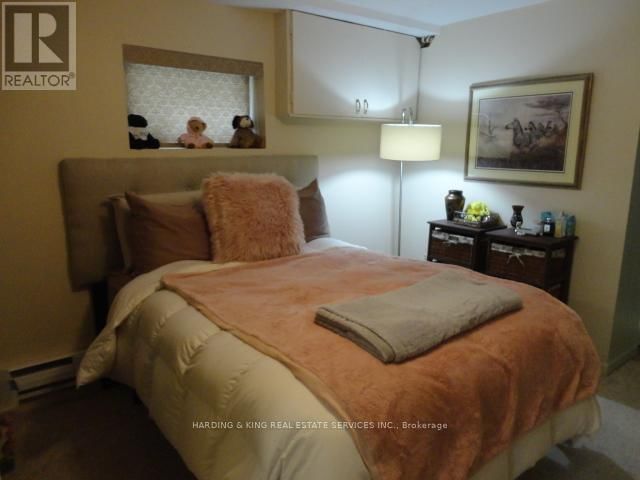 37 CONNAUGHT AVENUE Image 27