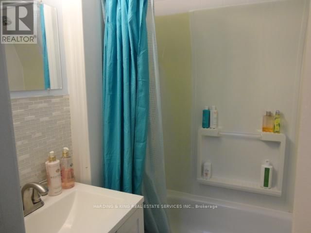 37 CONNAUGHT AVENUE Image 28
