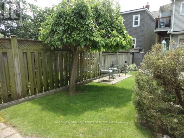 37 CONNAUGHT AVENUE Image 32